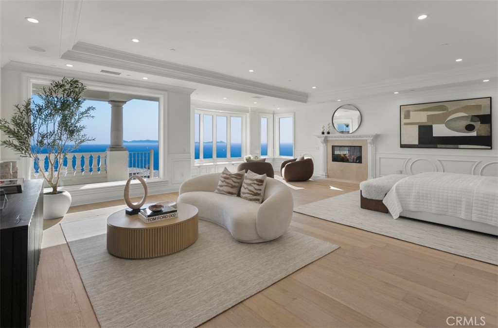 71 Ritz Cove Drive