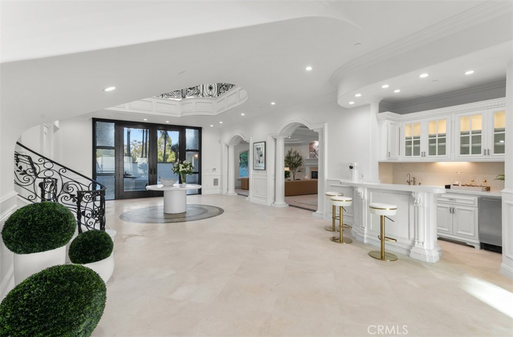 71 Ritz Cove Drive