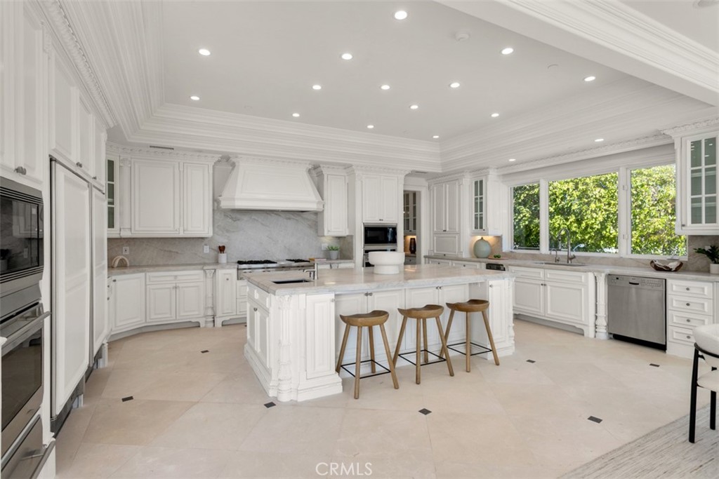 71 Ritz Cove Drive