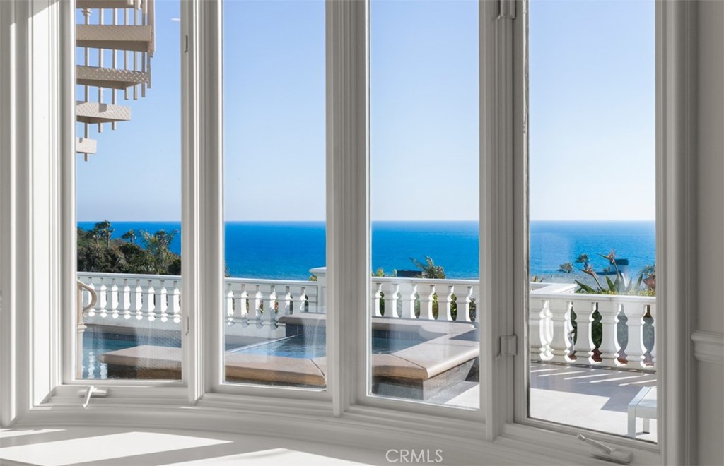 71 Ritz Cove Drive