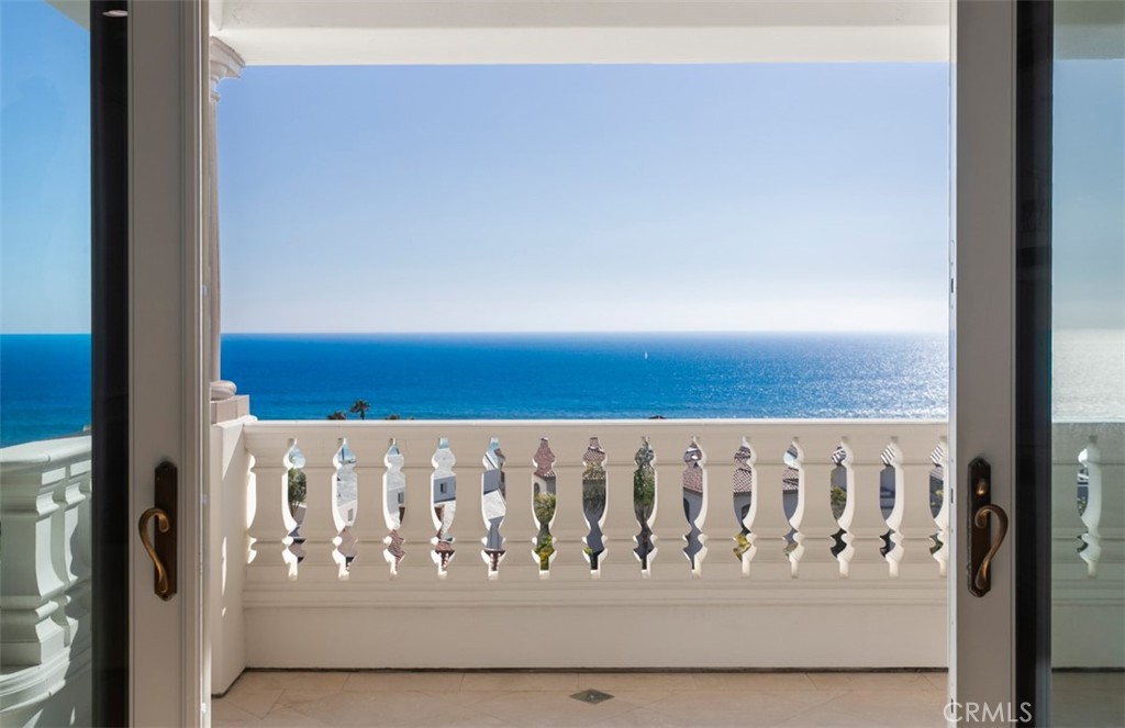 71 Ritz Cove Drive