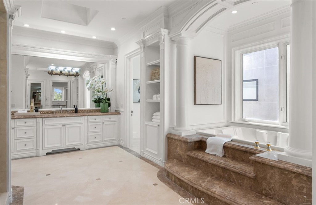 71 Ritz Cove Drive