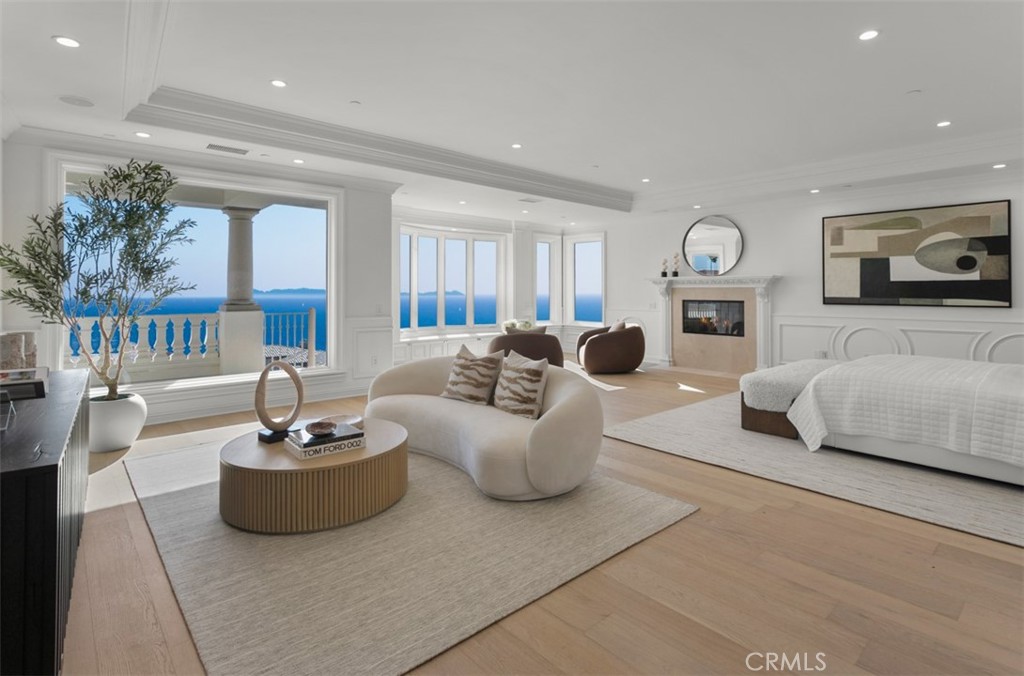 71 Ritz Cove Drive