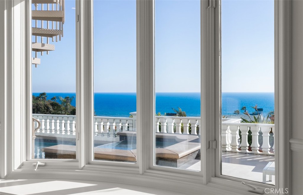 71 Ritz Cove Drive