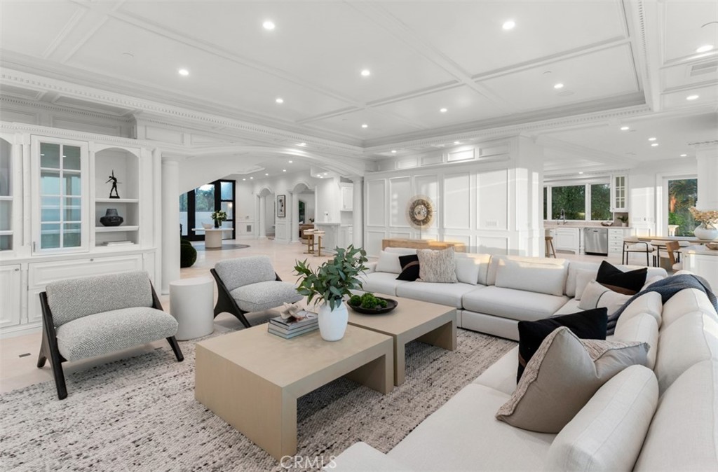 71 Ritz Cove Drive