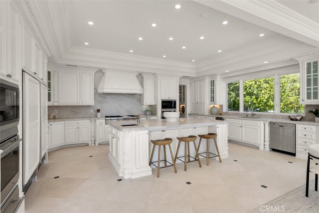 71 Ritz Cove Drive