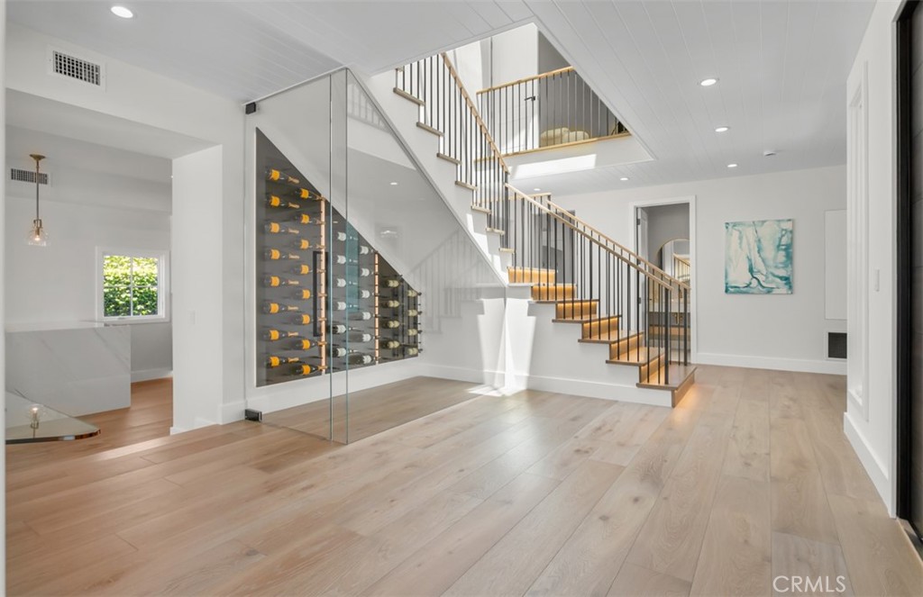 2401 Bayshore Drive