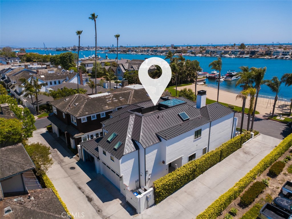 2401 Bayshore Drive