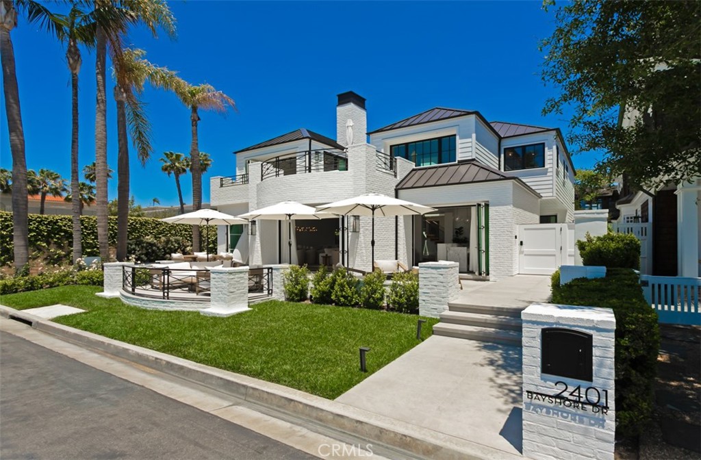 2401 Bayshore Drive