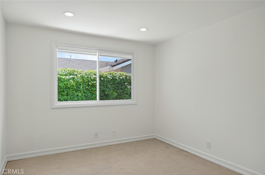 978 Sandcastle Drive