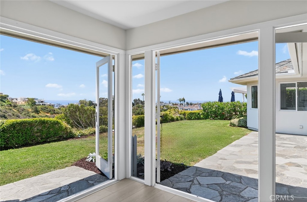 978 Sandcastle Drive