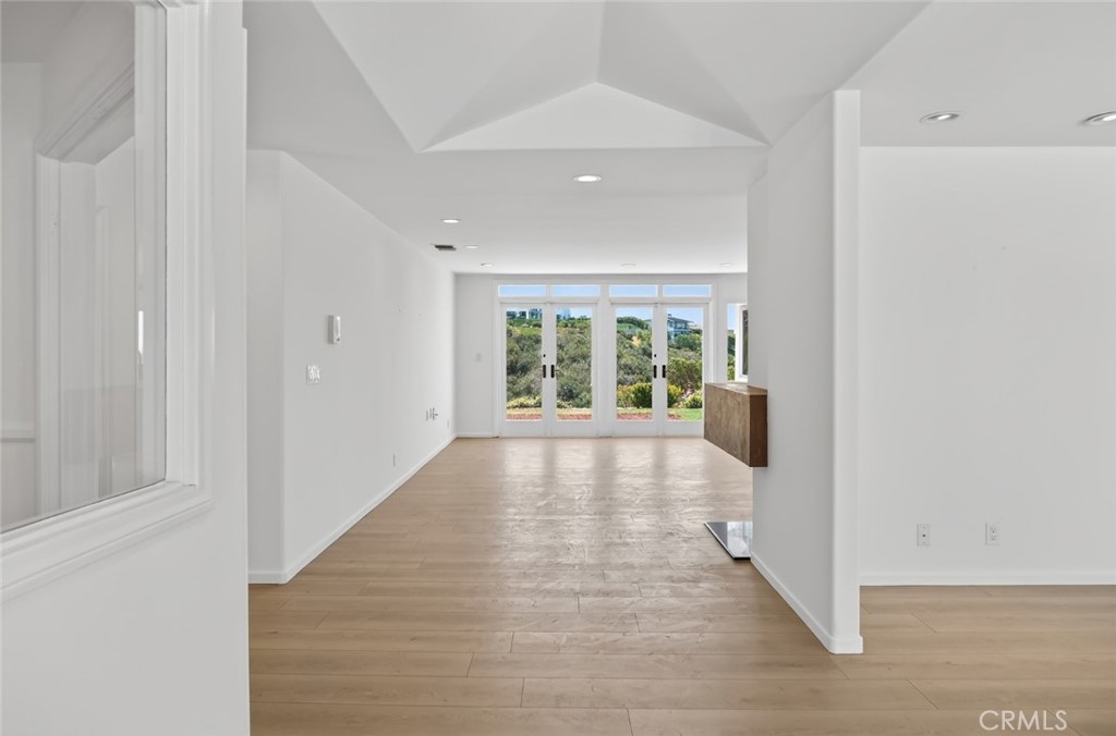 978 Sandcastle Drive