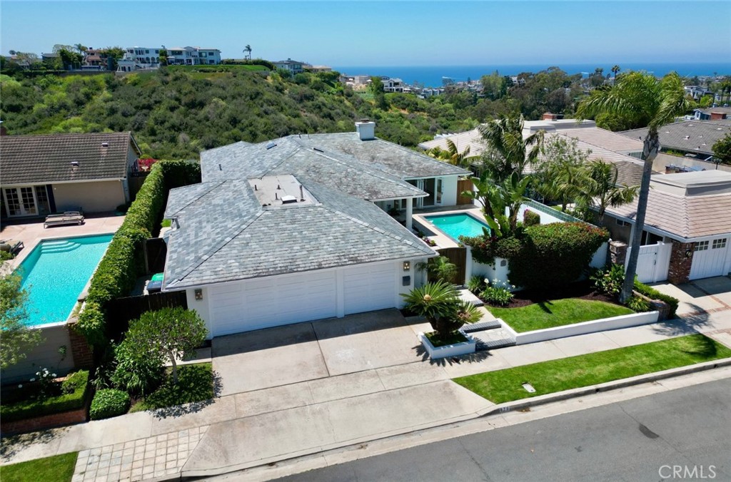 978 Sandcastle Drive