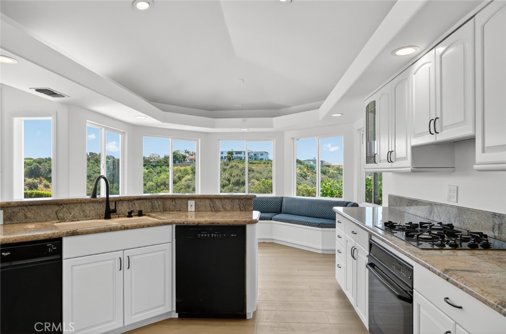 978 Sandcastle Drive