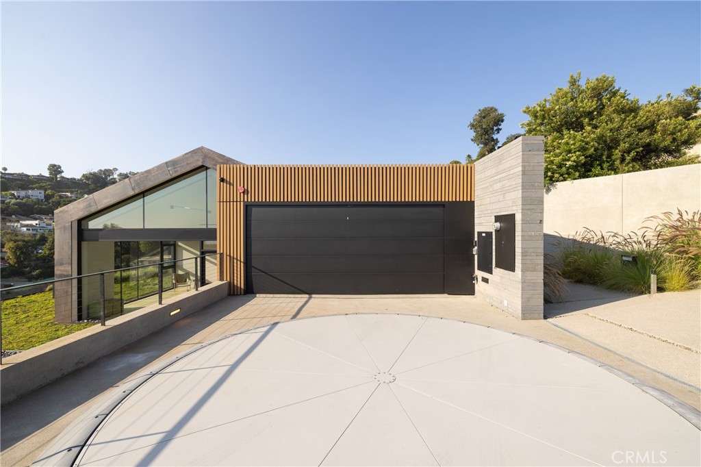 1000 Oriole Drive