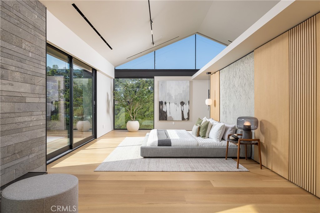 1000 Oriole Drive