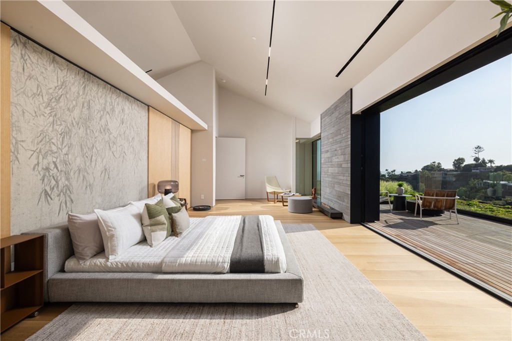 1000 Oriole Drive