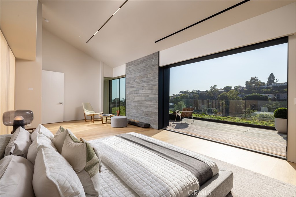 1000 Oriole Drive