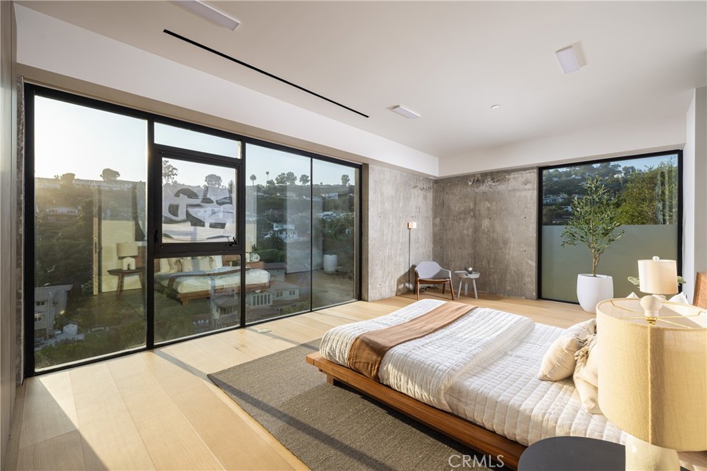 1000 Oriole Drive