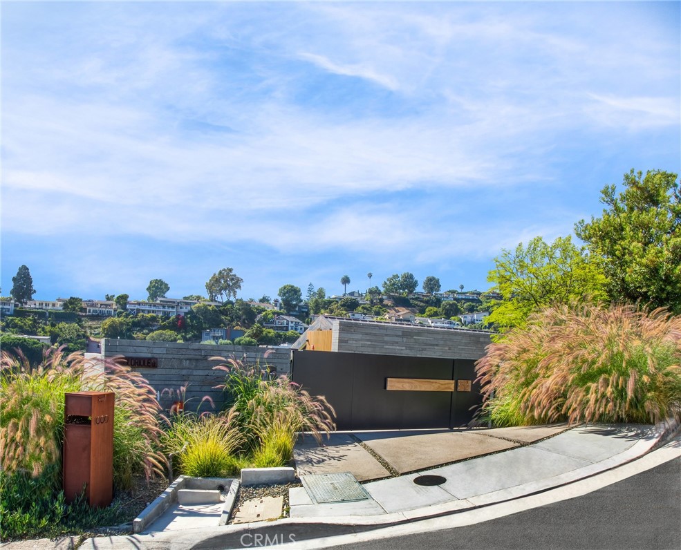 1000 Oriole Drive