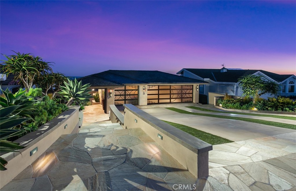 26 S La Senda Drive
