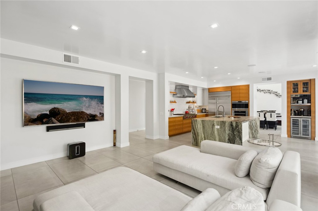 3 Bridgeport Road