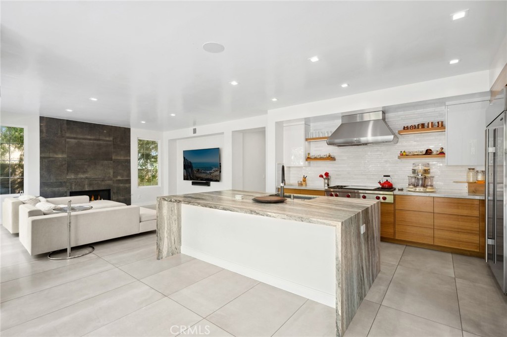 3 Bridgeport Road