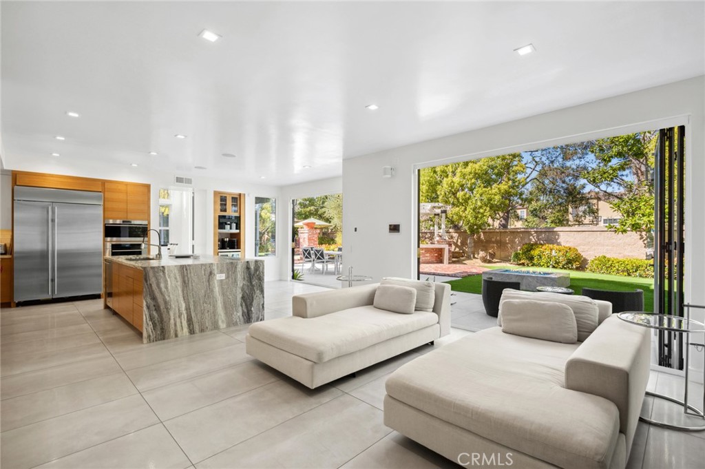 3 Bridgeport Road