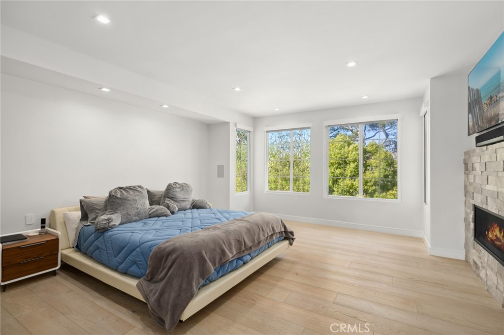 3 Bridgeport Road