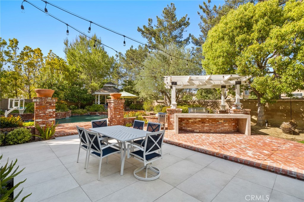 3 Bridgeport Road