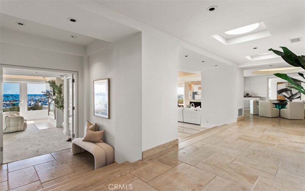 1535 Dolphin Terrace