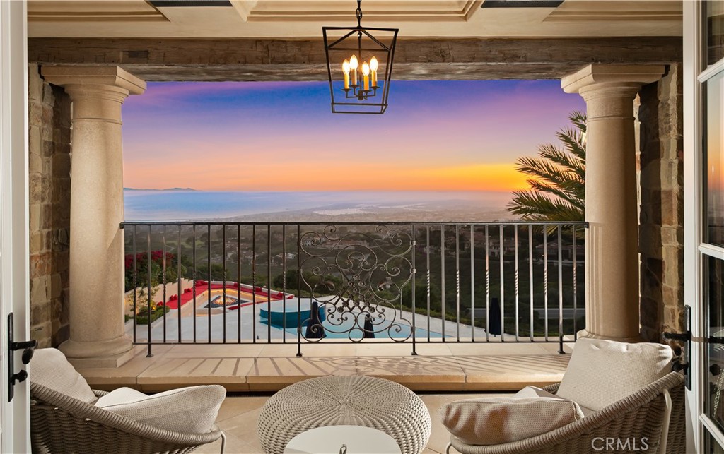 9 Pelican Crest Drive