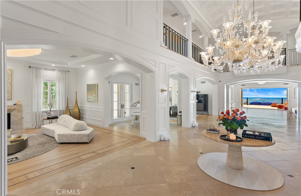 9 Pelican Crest Drive