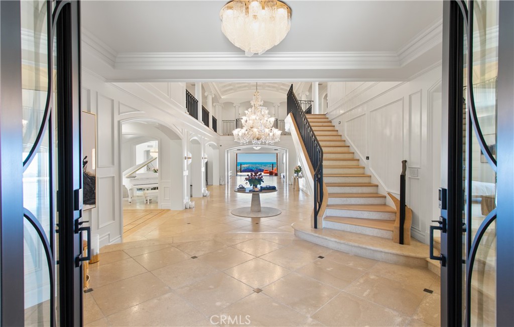 9 Pelican Crest Drive