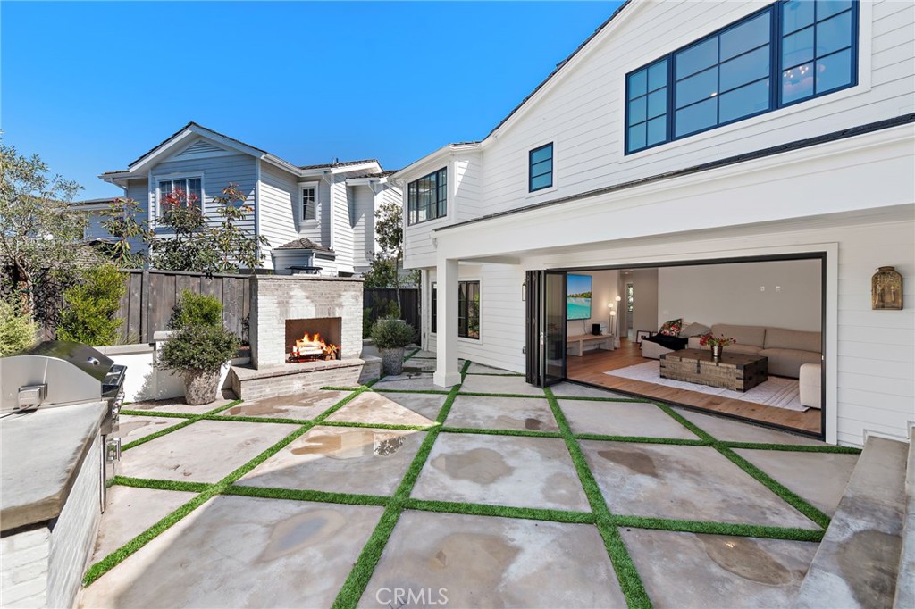 1963 Port Edward Place