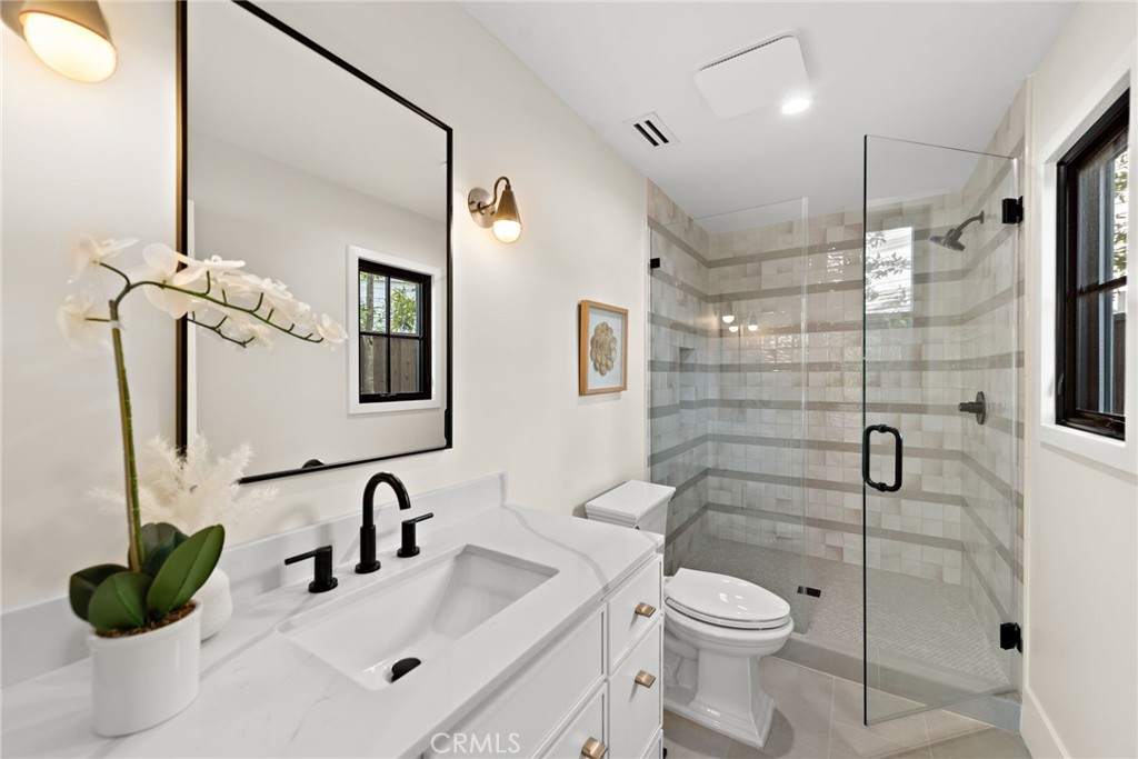 1963 Port Edward Place