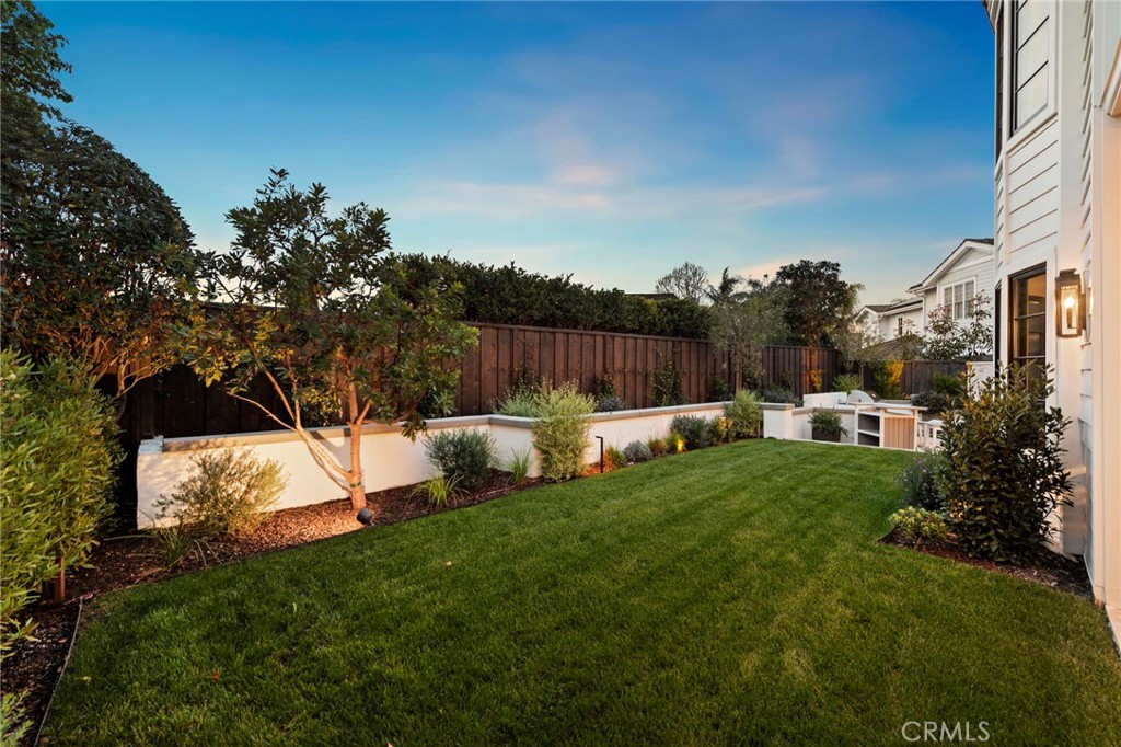1963 Port Edward Place