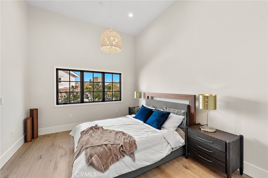 1963 Port Edward Place
