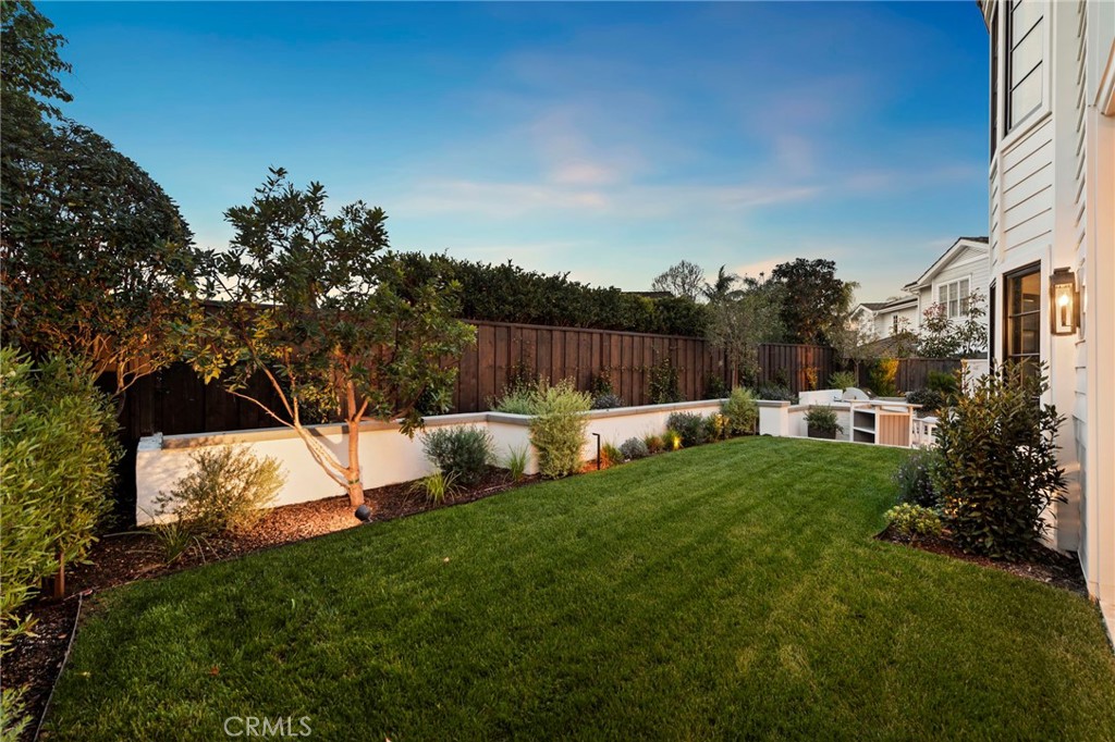 1963 Port Edward Place