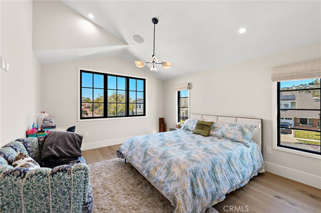 1963 Port Edward Place