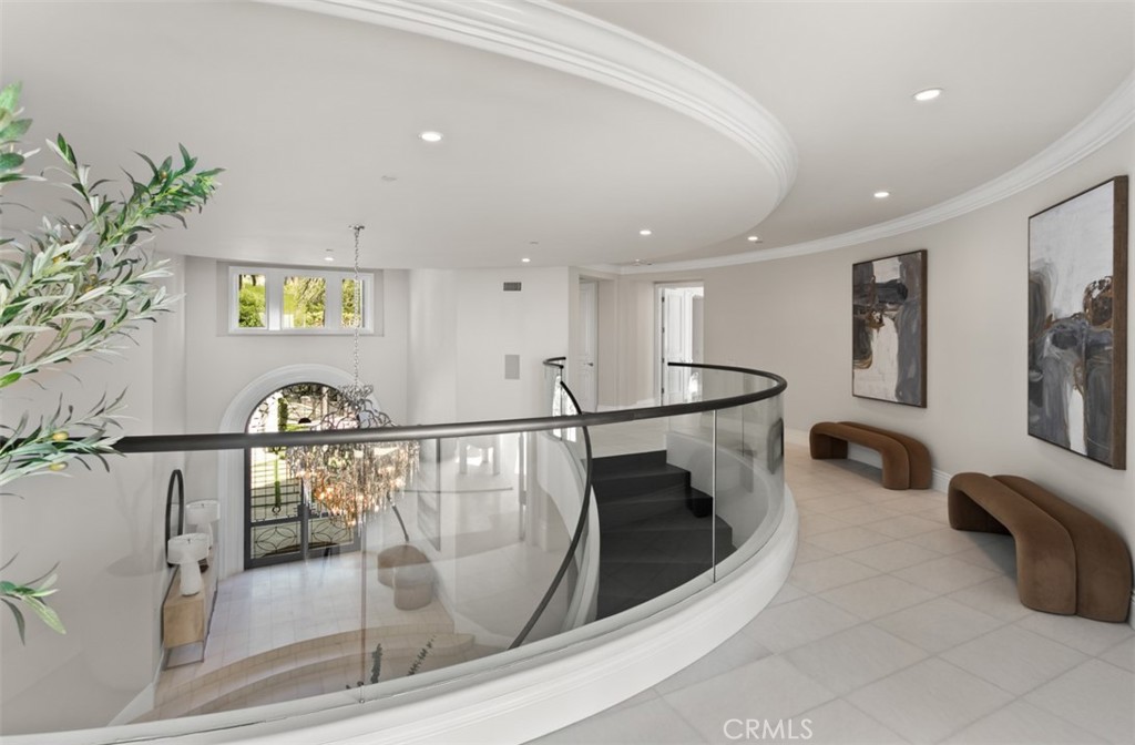 22 Pelican Crest Drive