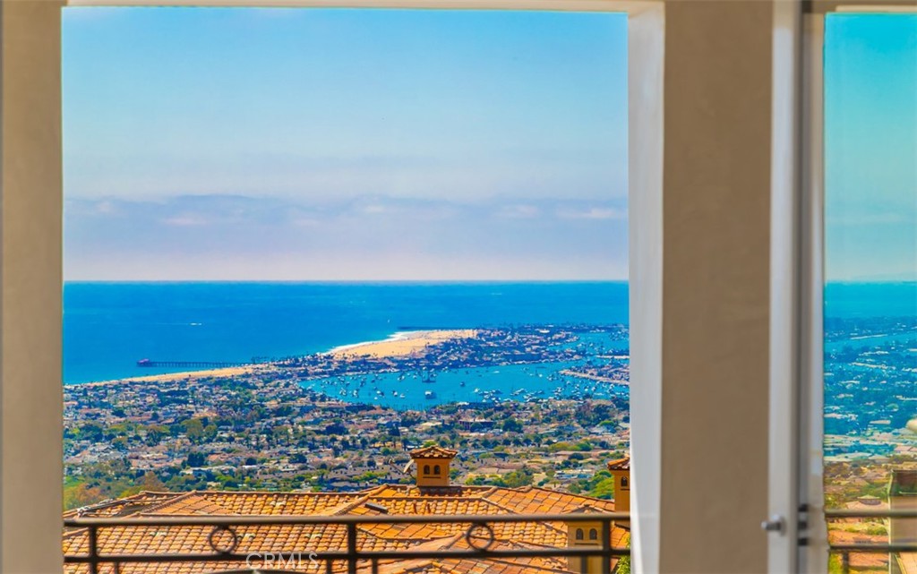 22 Pelican Crest Drive