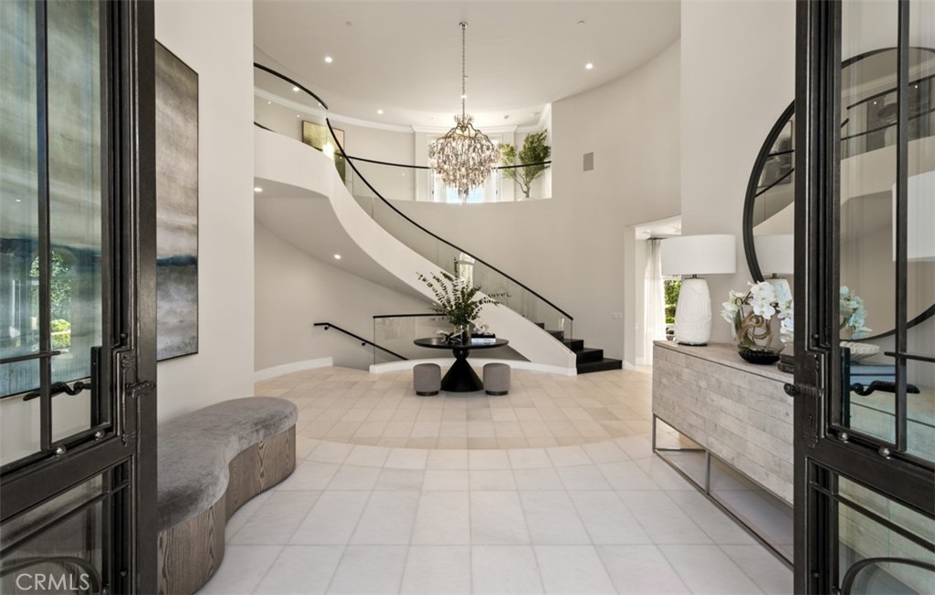 22 Pelican Crest Drive