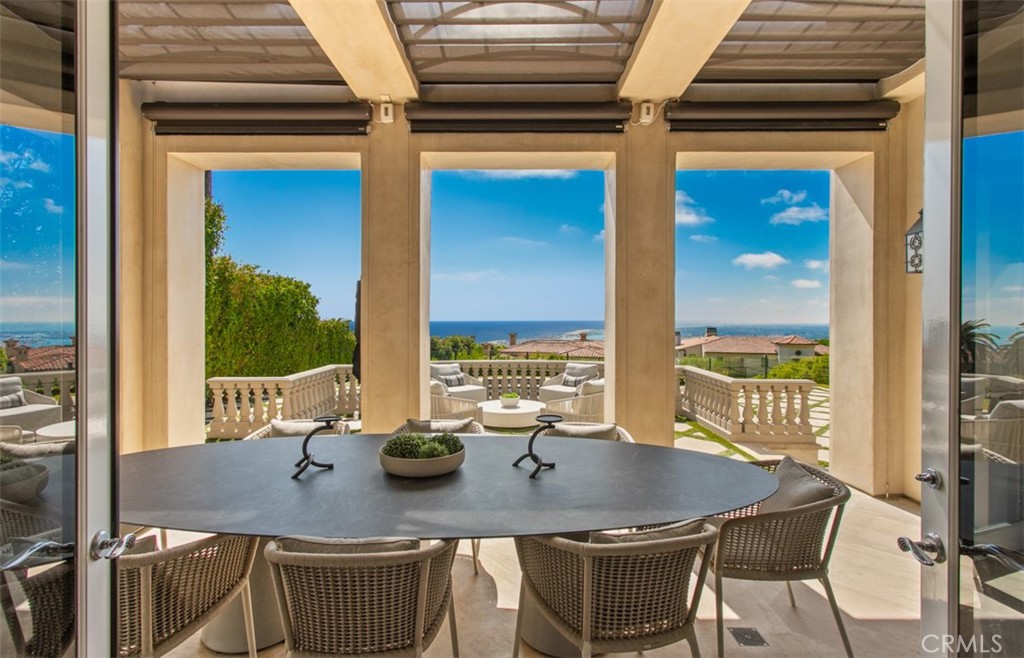 22 Pelican Crest Drive