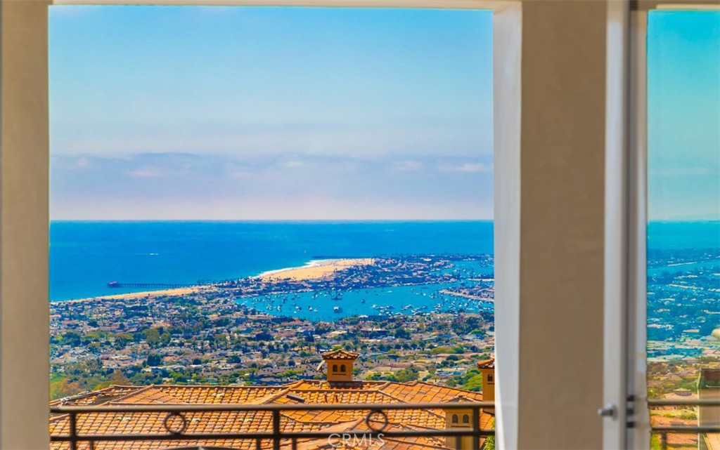 22 Pelican Crest Drive