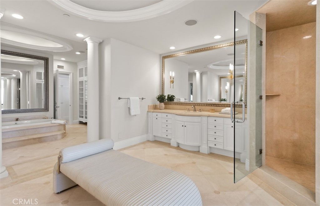 22 Pelican Crest Drive