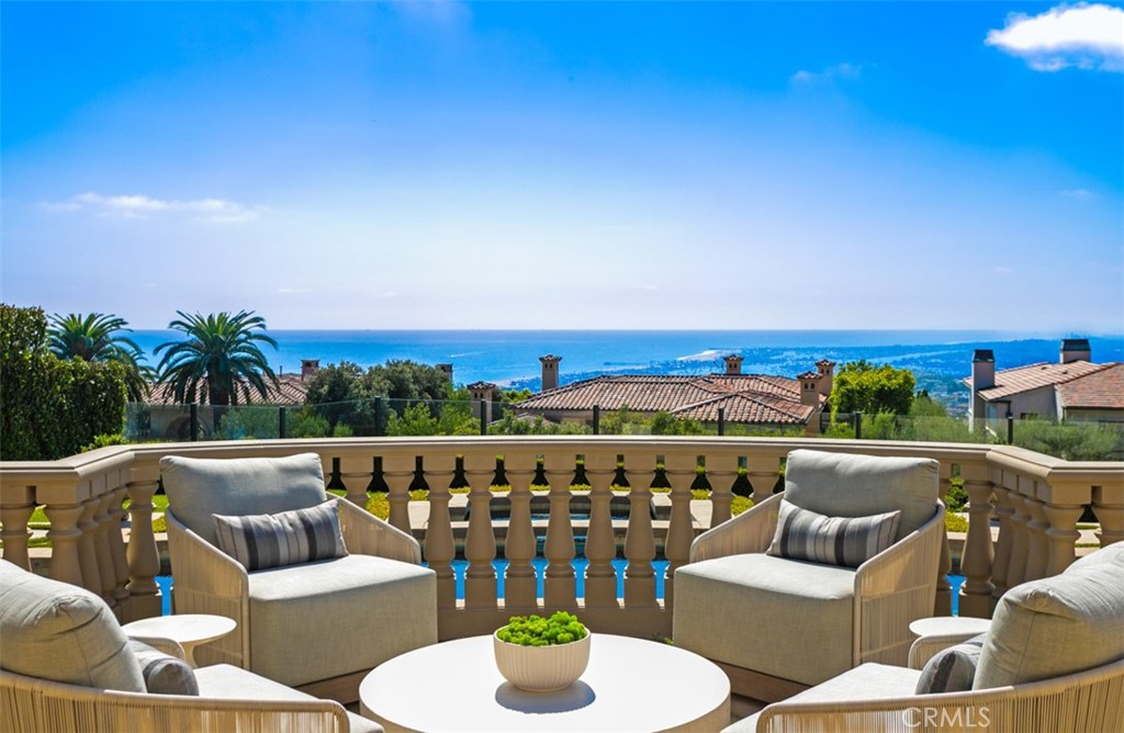 22 Pelican Crest Drive