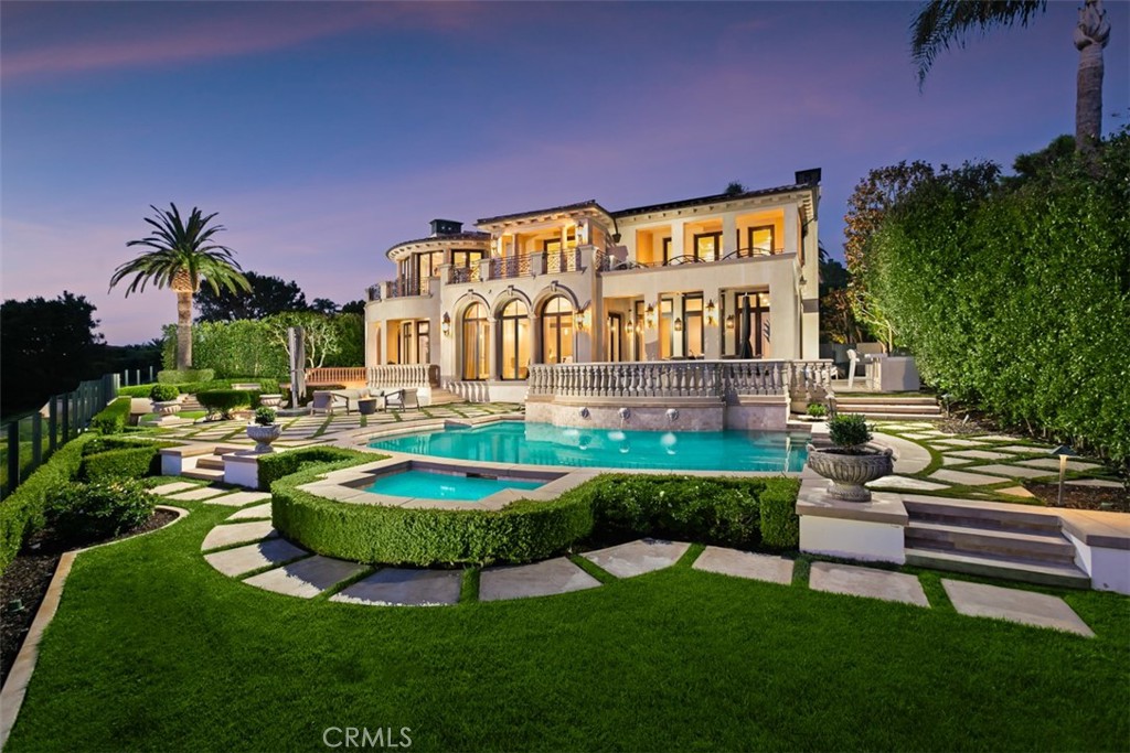 22 Pelican Crest Drive