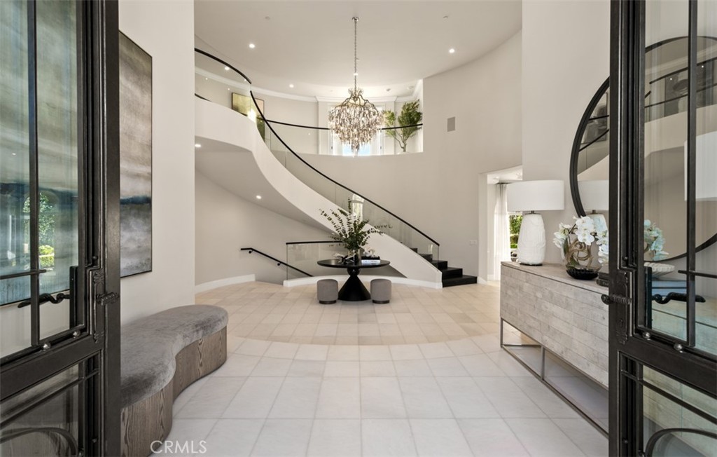 22 Pelican Crest Drive