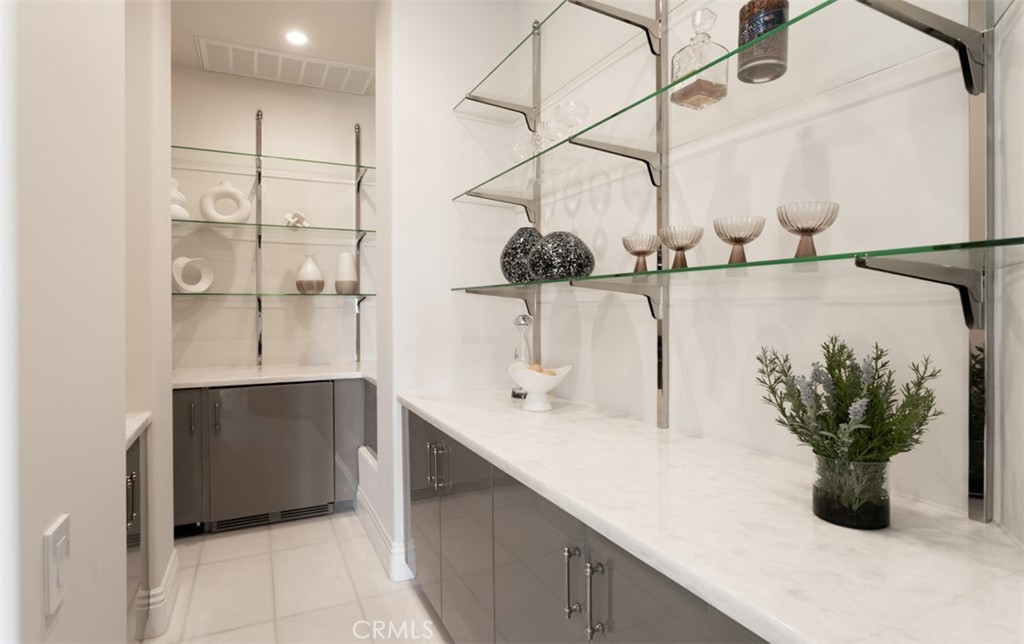 22 Pelican Crest Drive